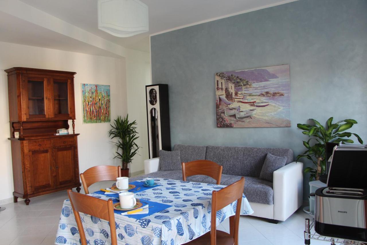 تيرمولي B&B Lidia Apartaments المظهر الخارجي الصورة
